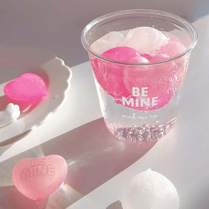 Reusable Ice Cube, 30 pcs Heart Shape Reusable Ice Cubes for Drinks, Whiskey, Cocktails, Wine, Coffee.Washable Non-Melting Plastic Ice Cubes BPA